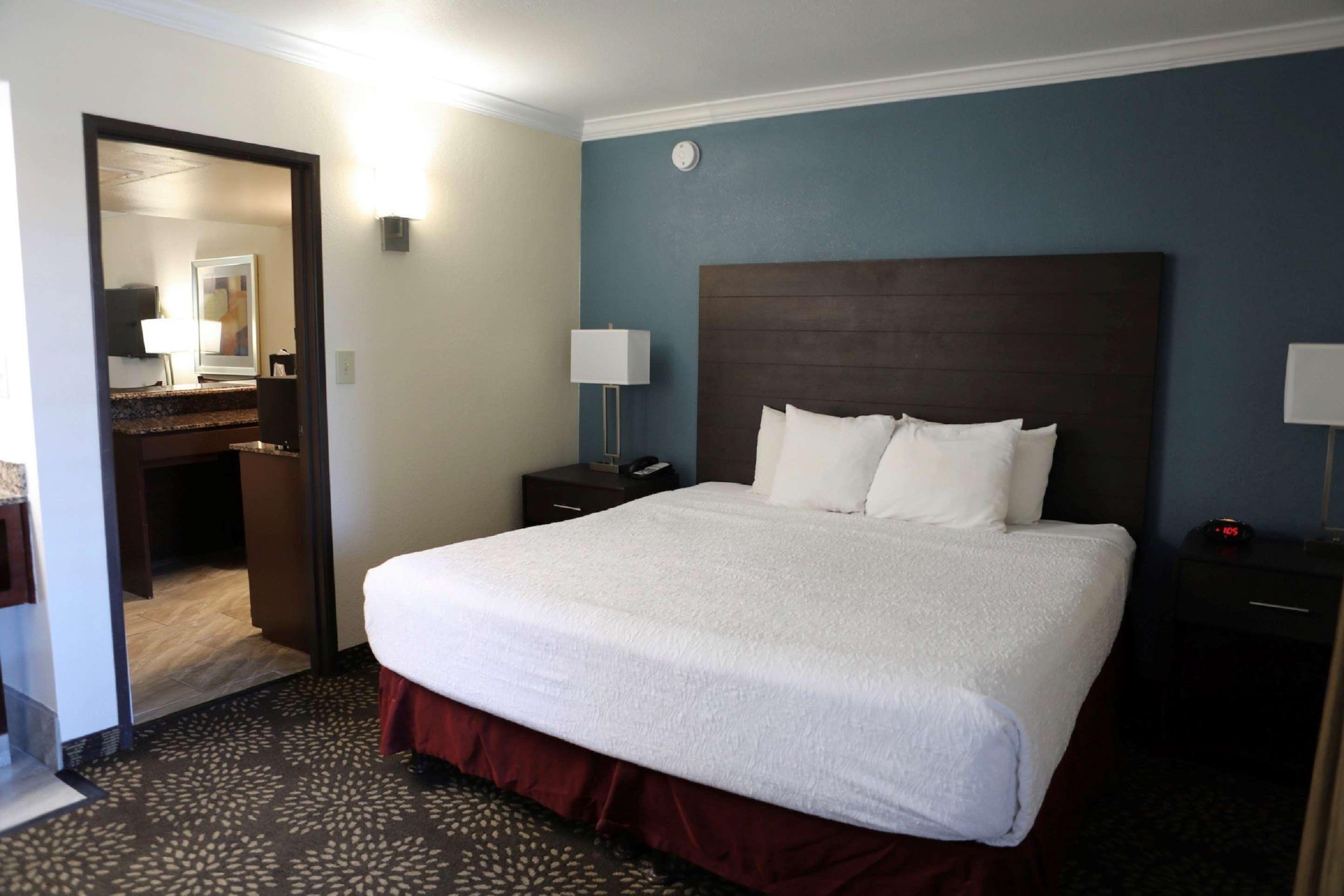 Best Western Innsuites Tucson Foothills Hotel & Suites Casas Adobes Экстерьер фото