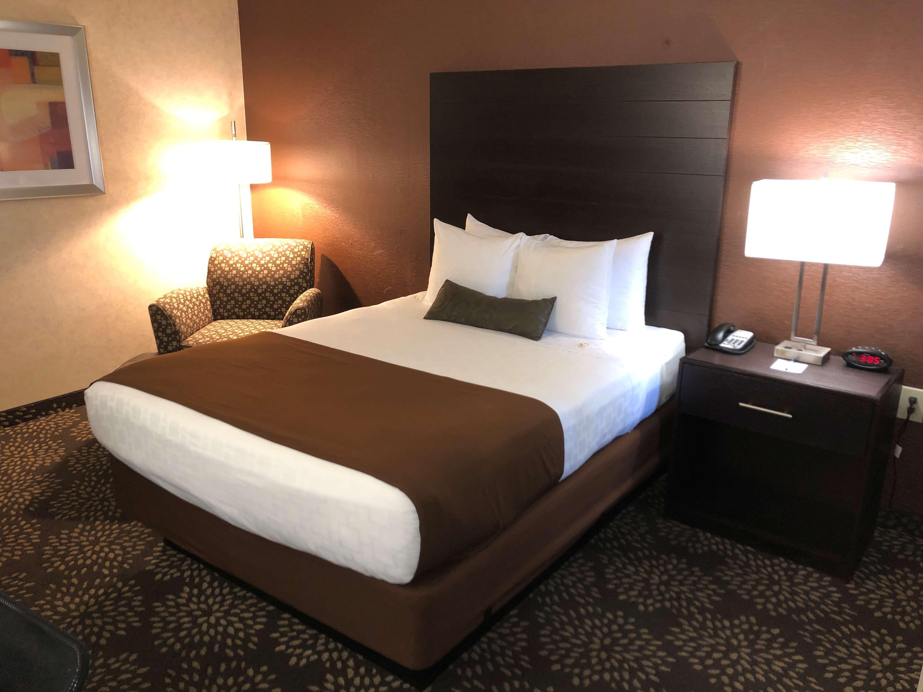 Best Western Innsuites Tucson Foothills Hotel & Suites Casas Adobes Экстерьер фото